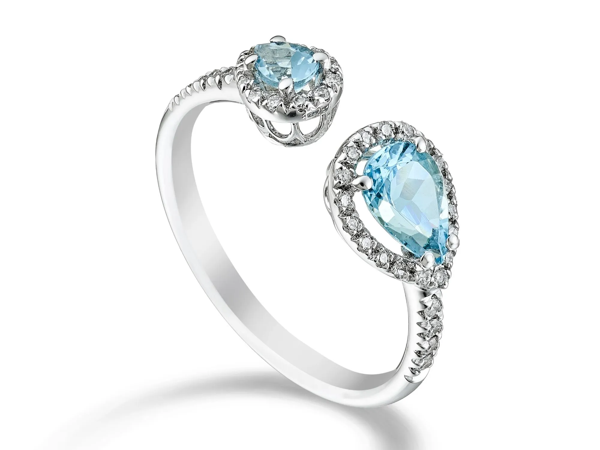 Anello con Acquamarina e Diamanti in Oro Bianco
